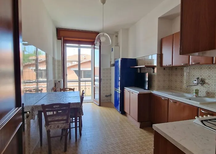 아파트 Fuoriporta Affitti Brevi - Giovenale Piccolo 파르마